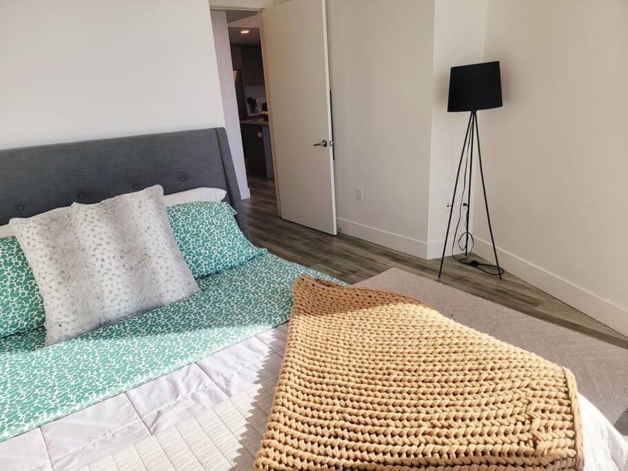 Apartment Bayview Lux One-bedroom 1min To Petco Park Convention Center Gaslamp Pool, Hot Tub